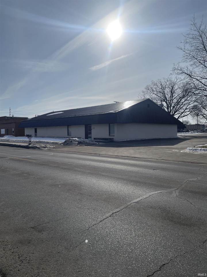 1727 Lusher Street - Photo 1