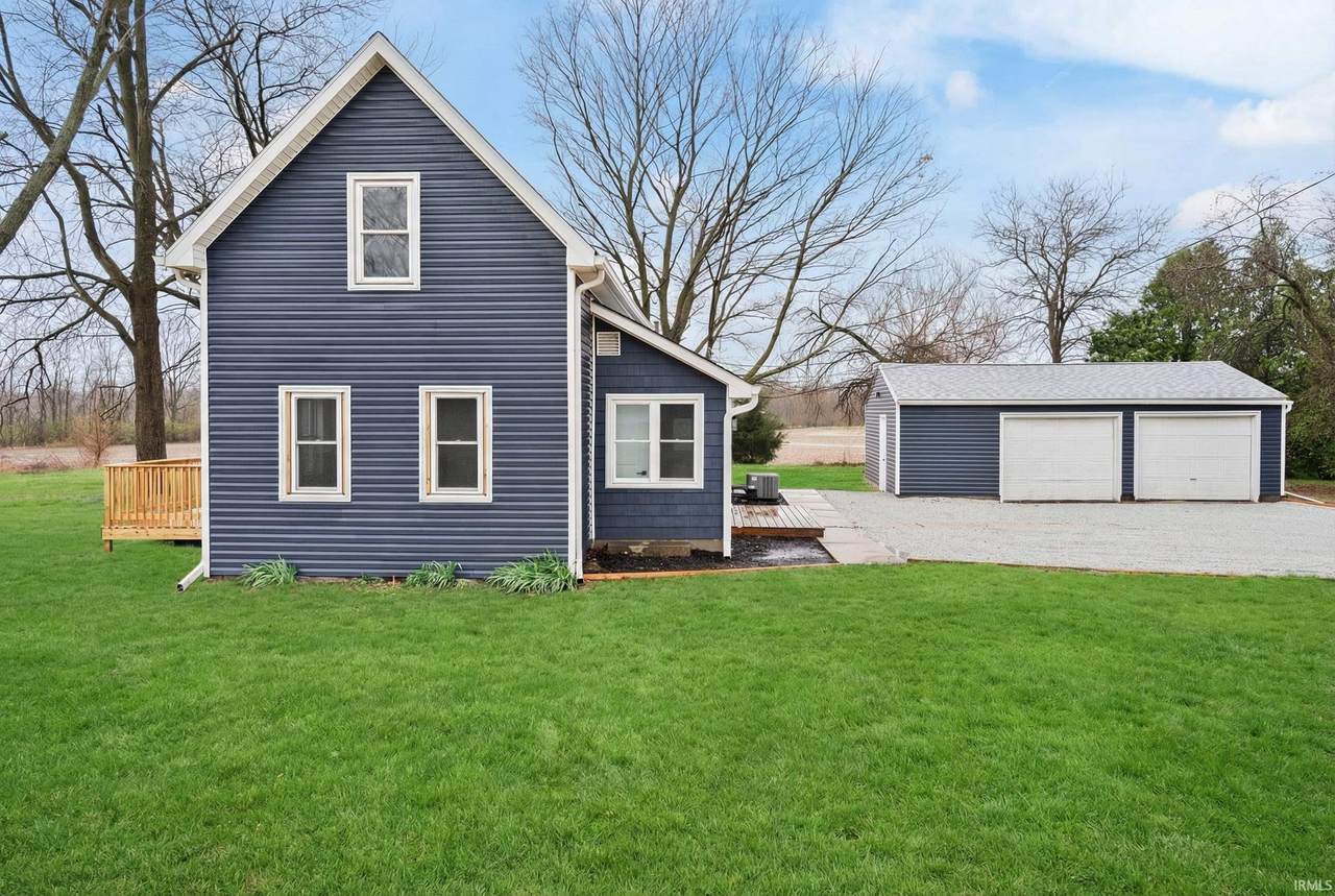 825 Carter Street - Photo 1