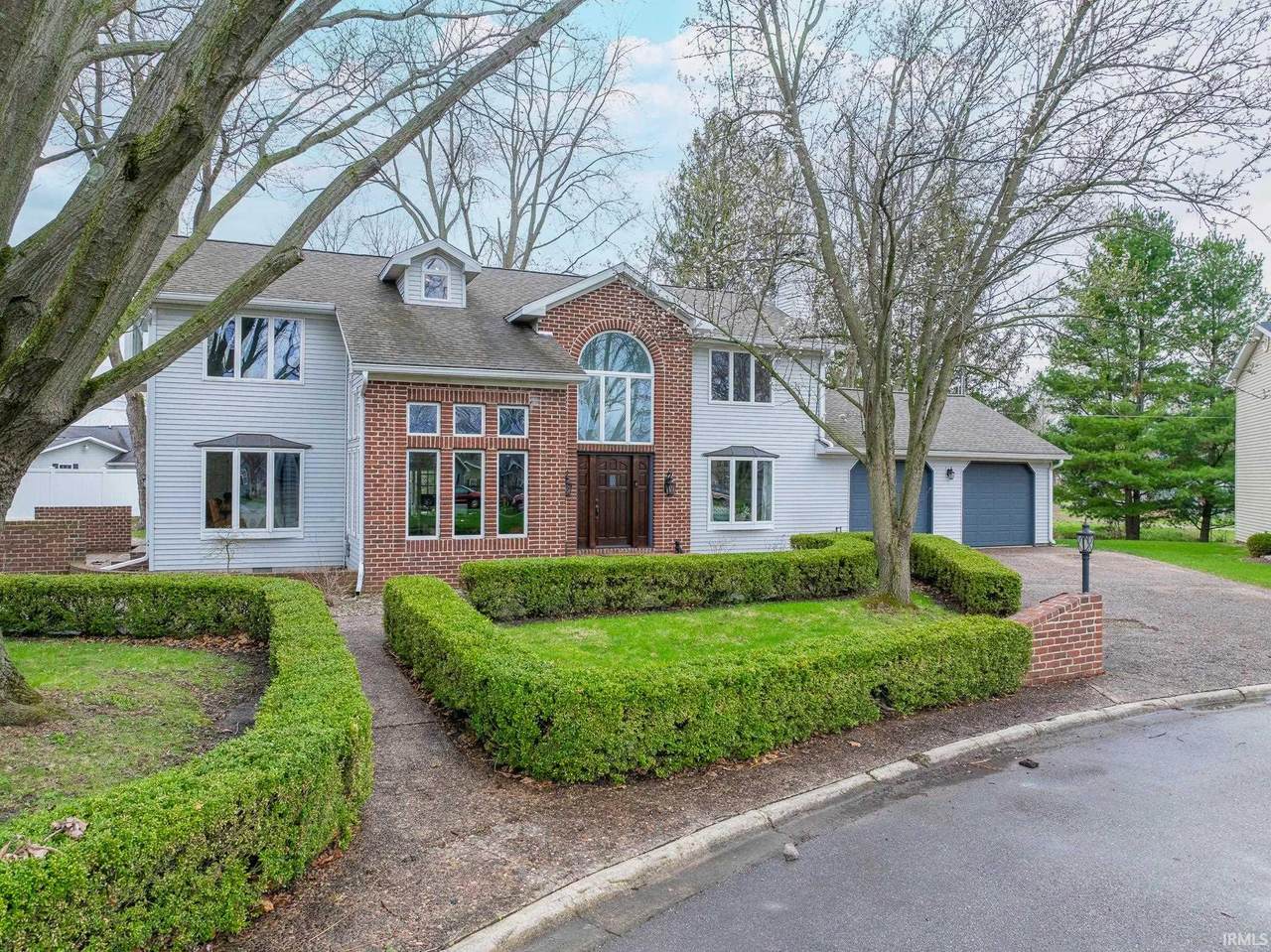 1445 Rosewood Court - Photo 1