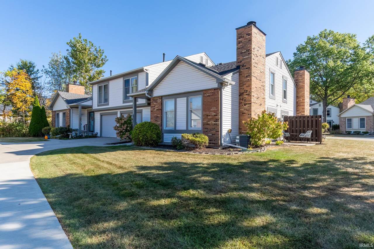 5034 Pinebrook Drive - Photo 1