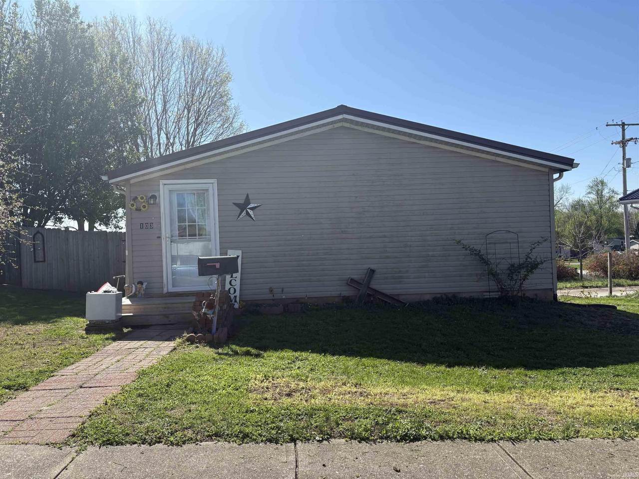 103 Walnut Street - Photo 1