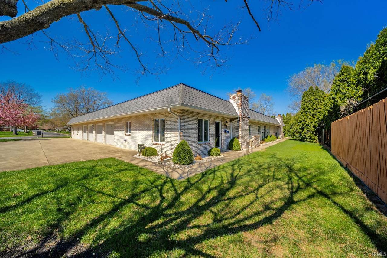 4501 Wheeling Avenue - Photo 1