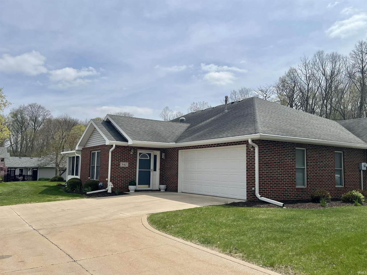 840 Wanut Ridge W - Photo 1