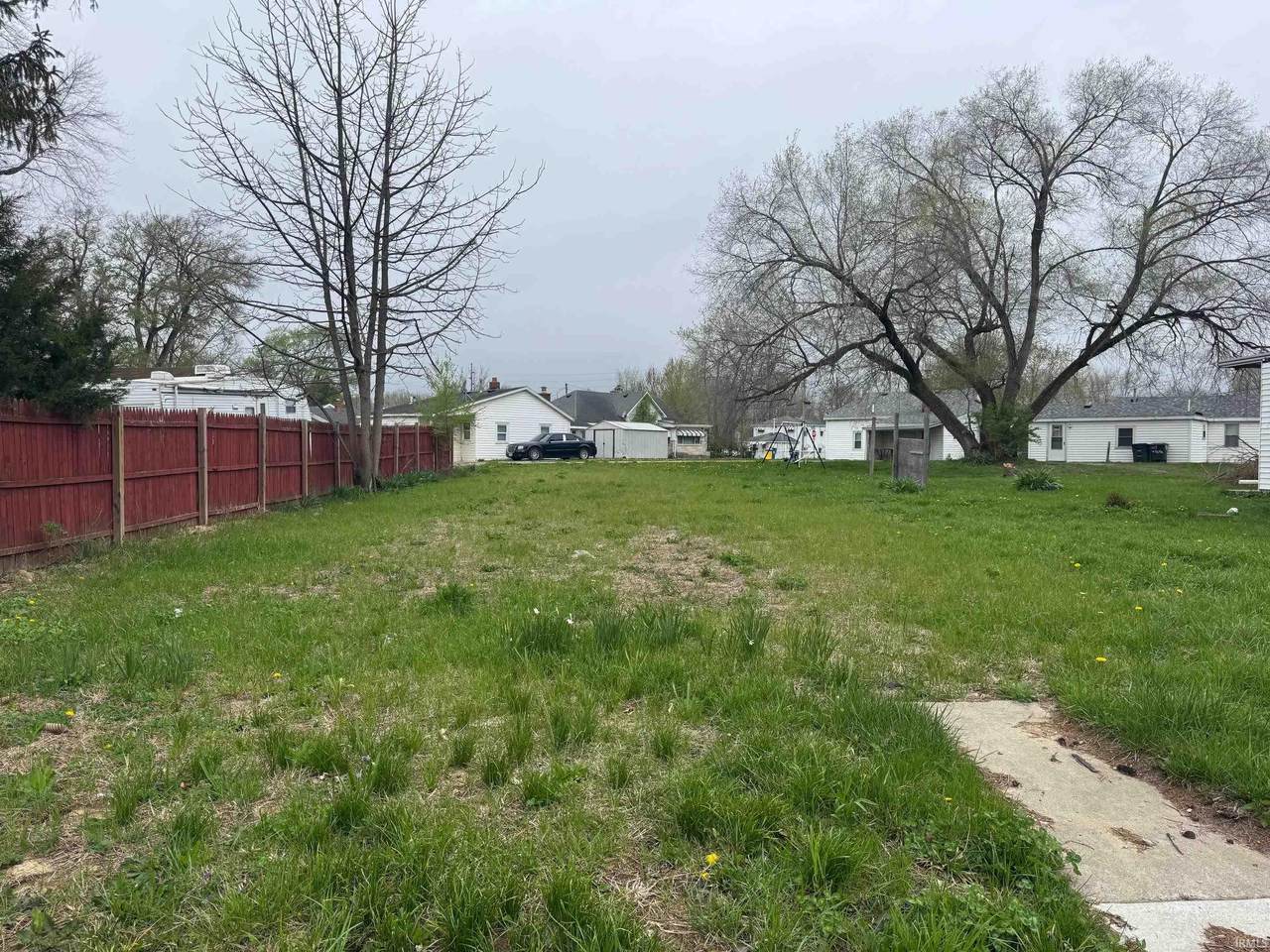 2417 Hoyt - Photo 1