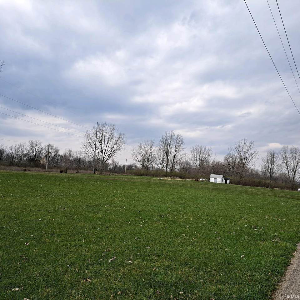 https://bt-photos.global.ssl.fastly.net/irmls/1280_boomver_1_202614215-2.jpg