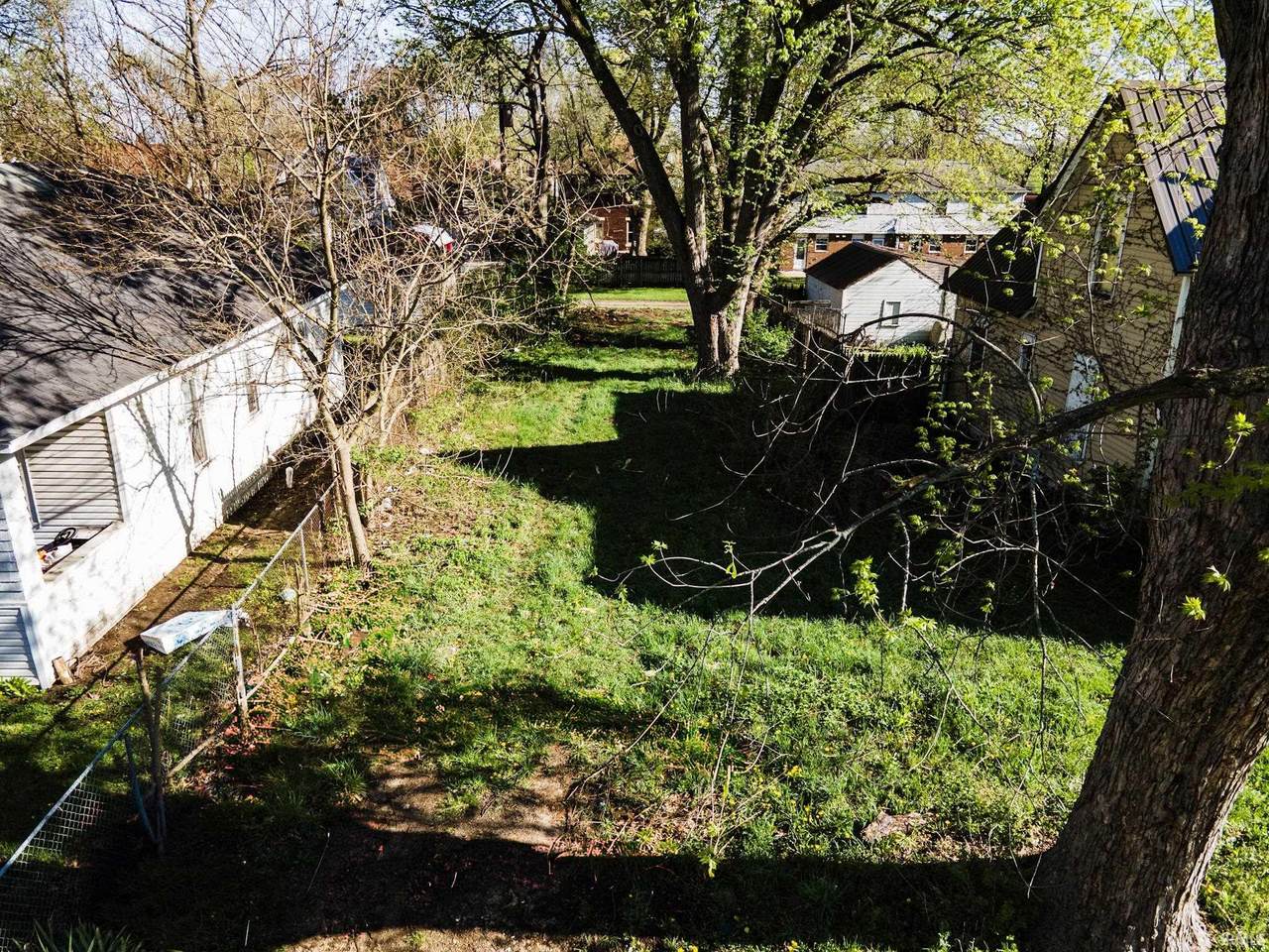 https://bt-photos.global.ssl.fastly.net/irmls/1280_boomver_1_202614258-2.jpg