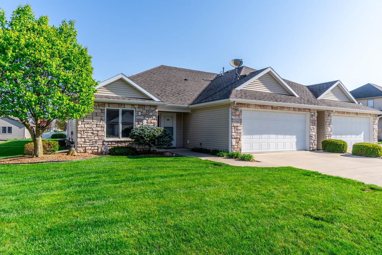 1515 Henney - Photo 1