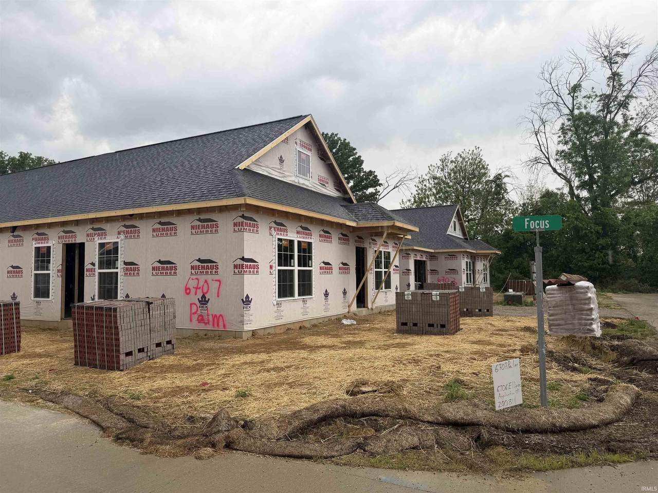 6707 Palm Drive - Photo 1
