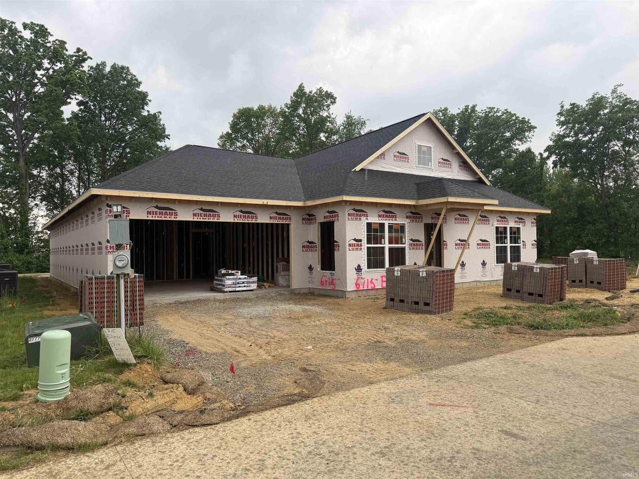 6715 Ellipse Place - Photo 1