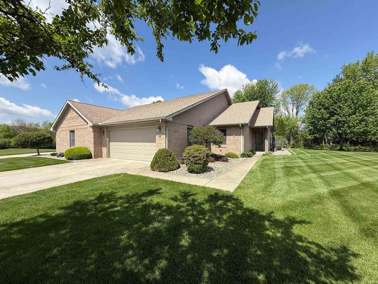 4130 Villas Drive - Photo 1