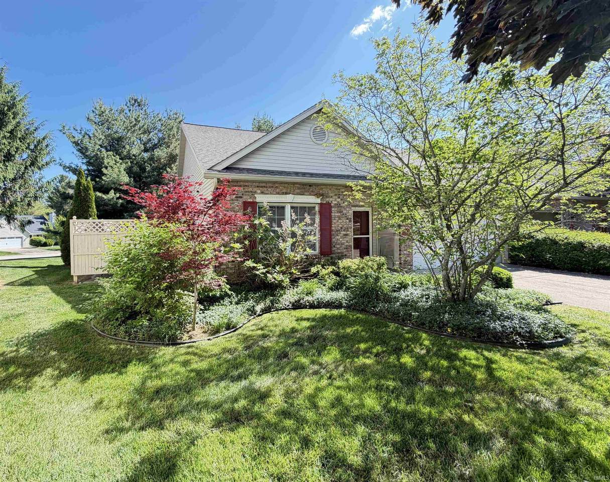 3944 Whitewood Way - Photo 1
