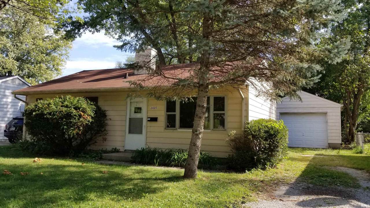 2425 Foxhall Drive - Photo 1