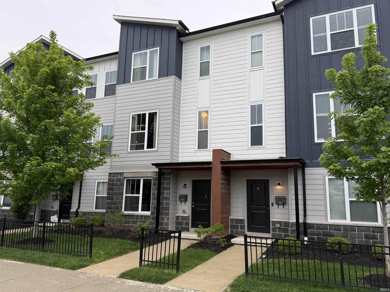2909 Kirkbride Way - Photo 1