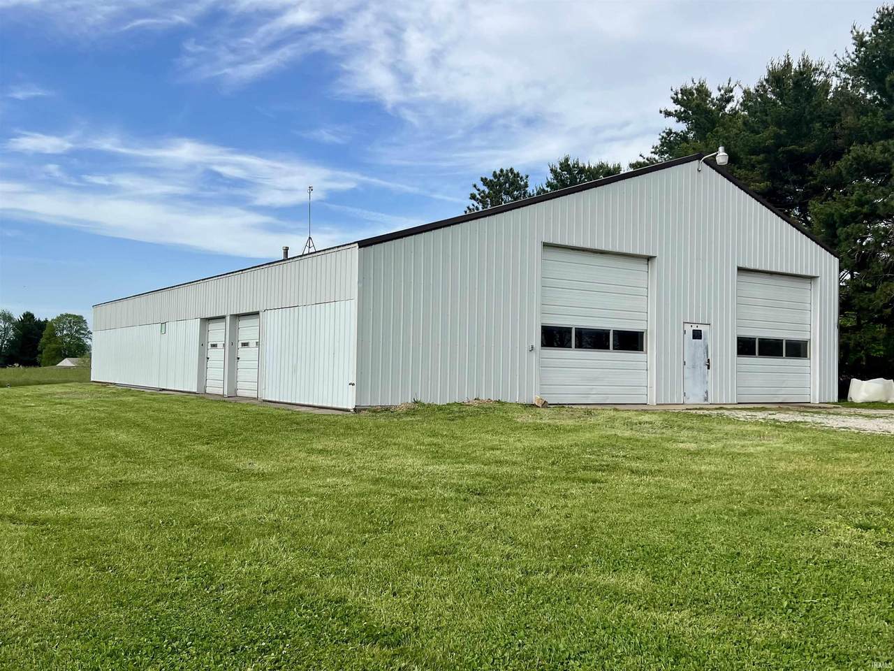 16285 Linden Road - Photo 1