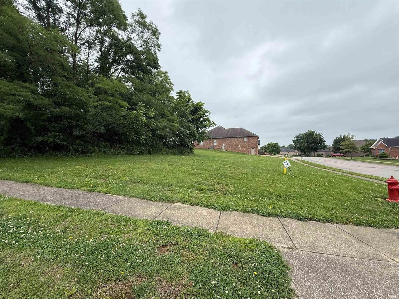 311 Remington Court - Photo 1