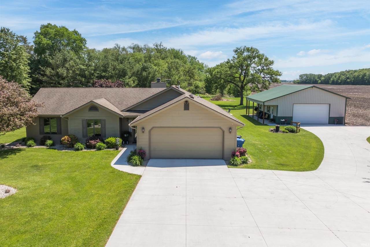 6033 200 W. Road - Photo 1