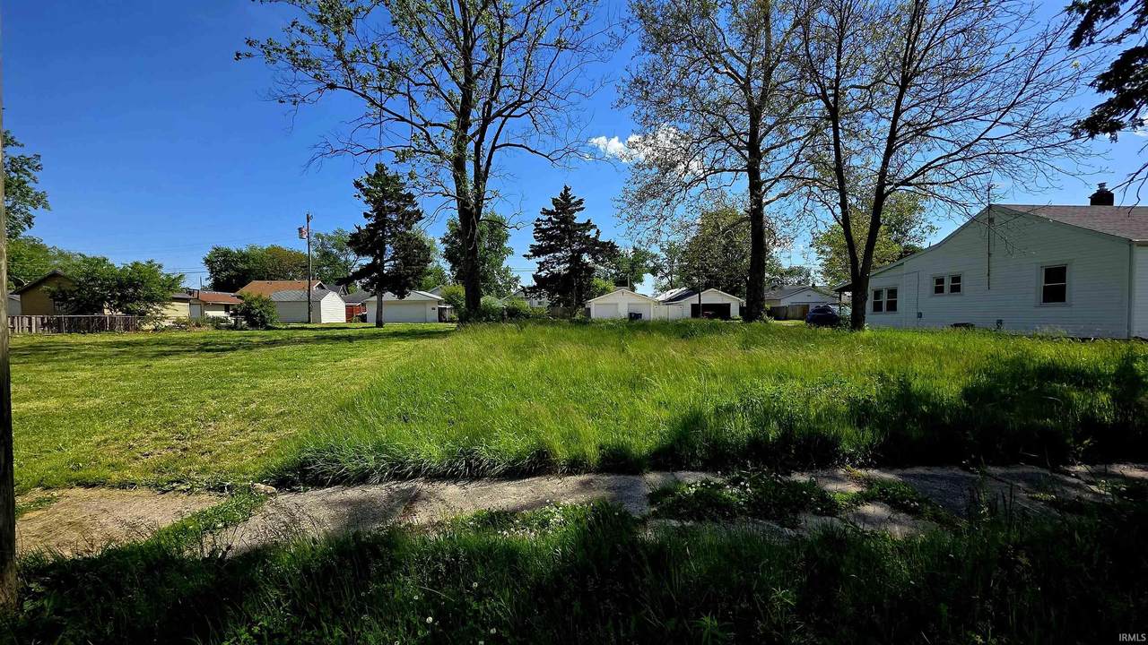 1809 7th Street - Photo 1