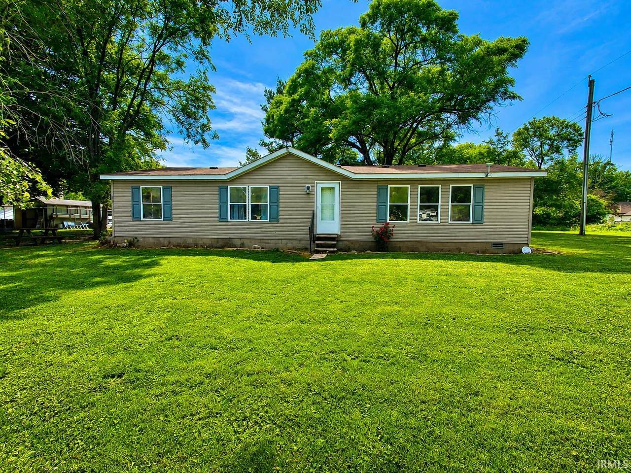 1532 North Springs Street - Photo 1