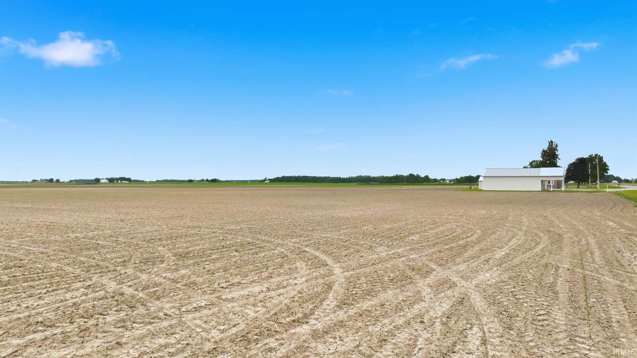 300 West - Photo 1