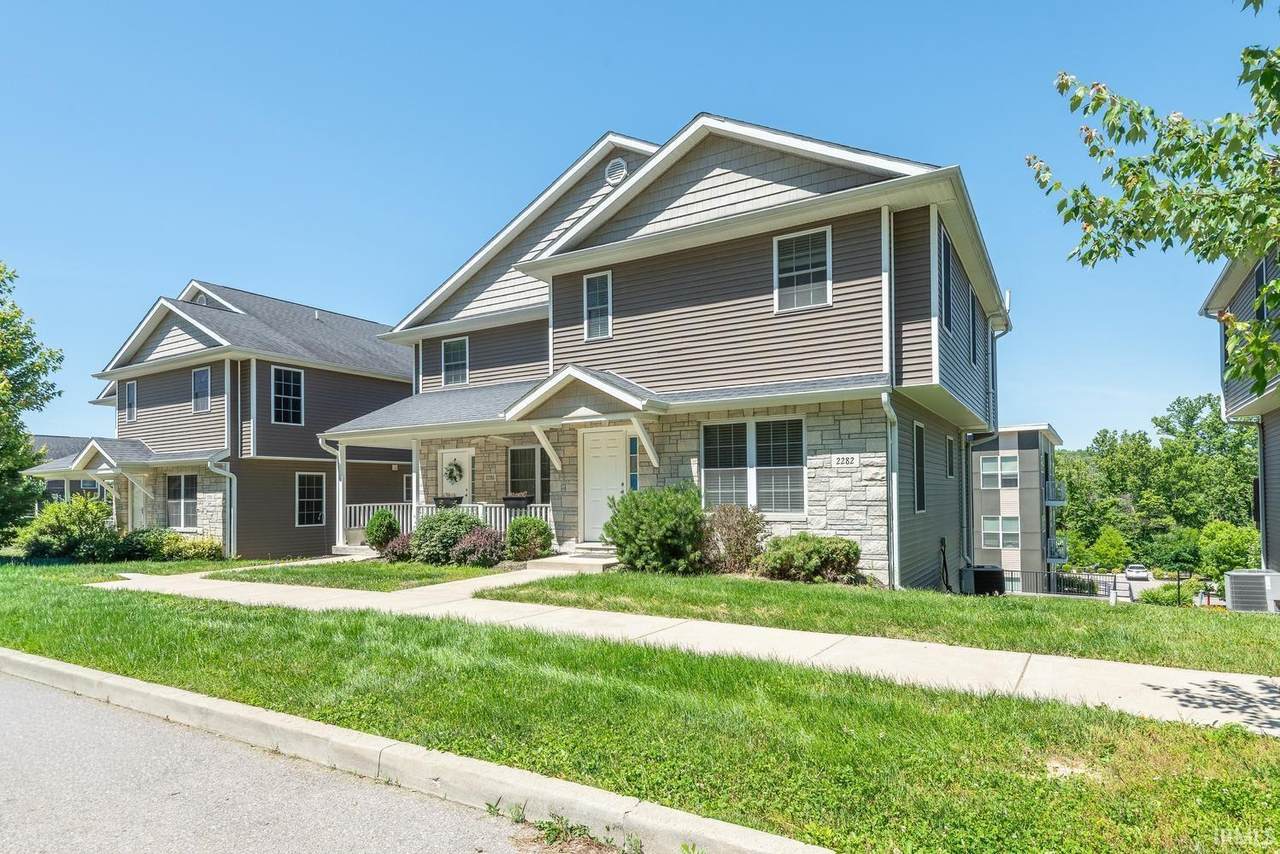 2282 Samuel Lane - Photo 1