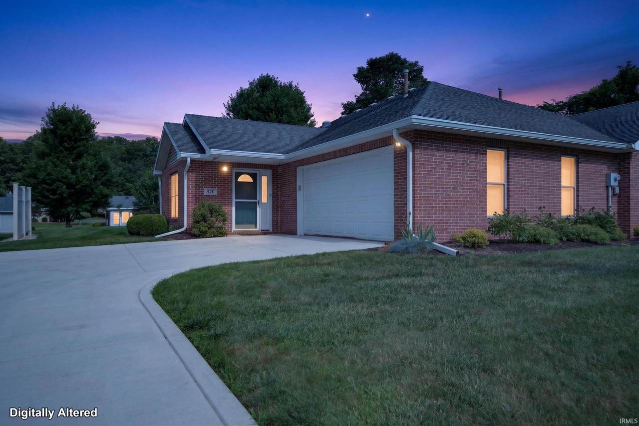 820 Walnut Ridge West - Photo 1