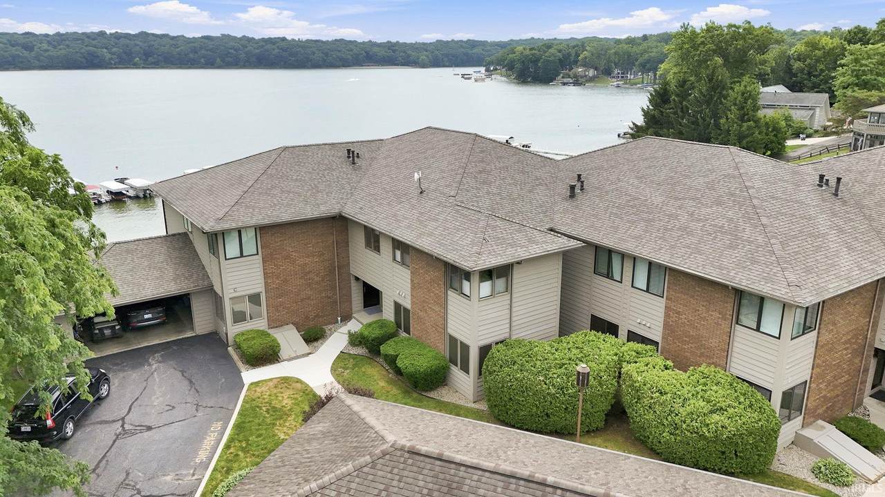4980 300 W Road - Photo 1