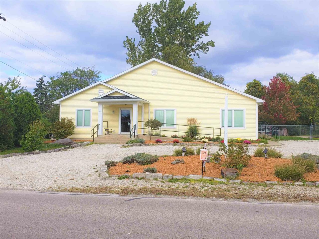 200 Palm Drive - Photo 1