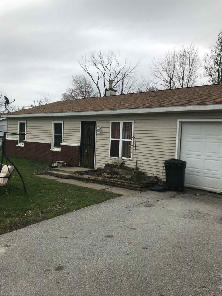 1915 800 N Road - Photo 1