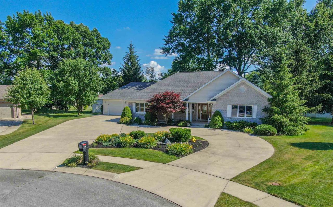 1402 Lakeshore Drive - Photo 1