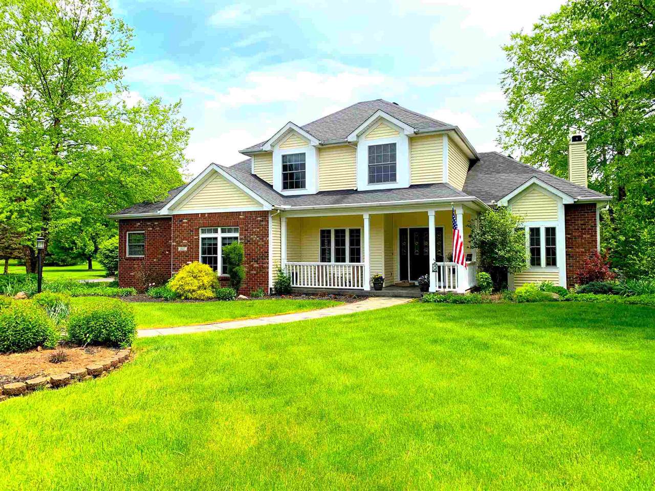 1817 Connemara Court - Photo 1
