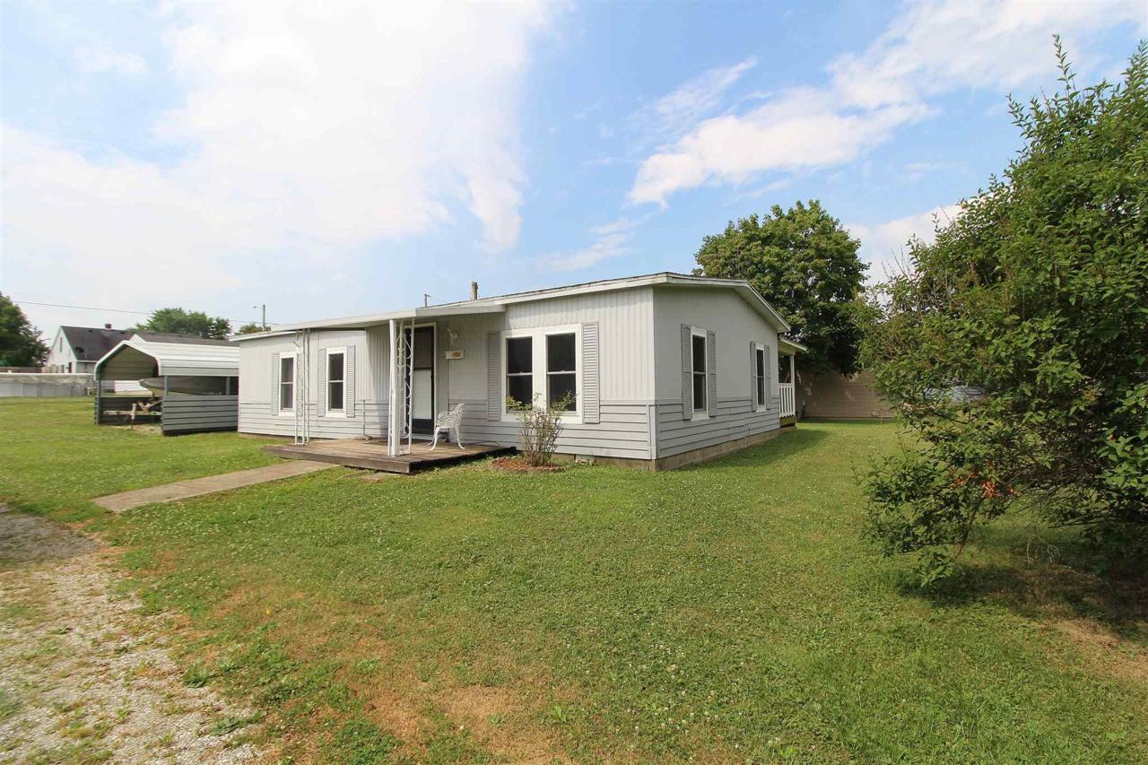 330 North C Street - Photo 1