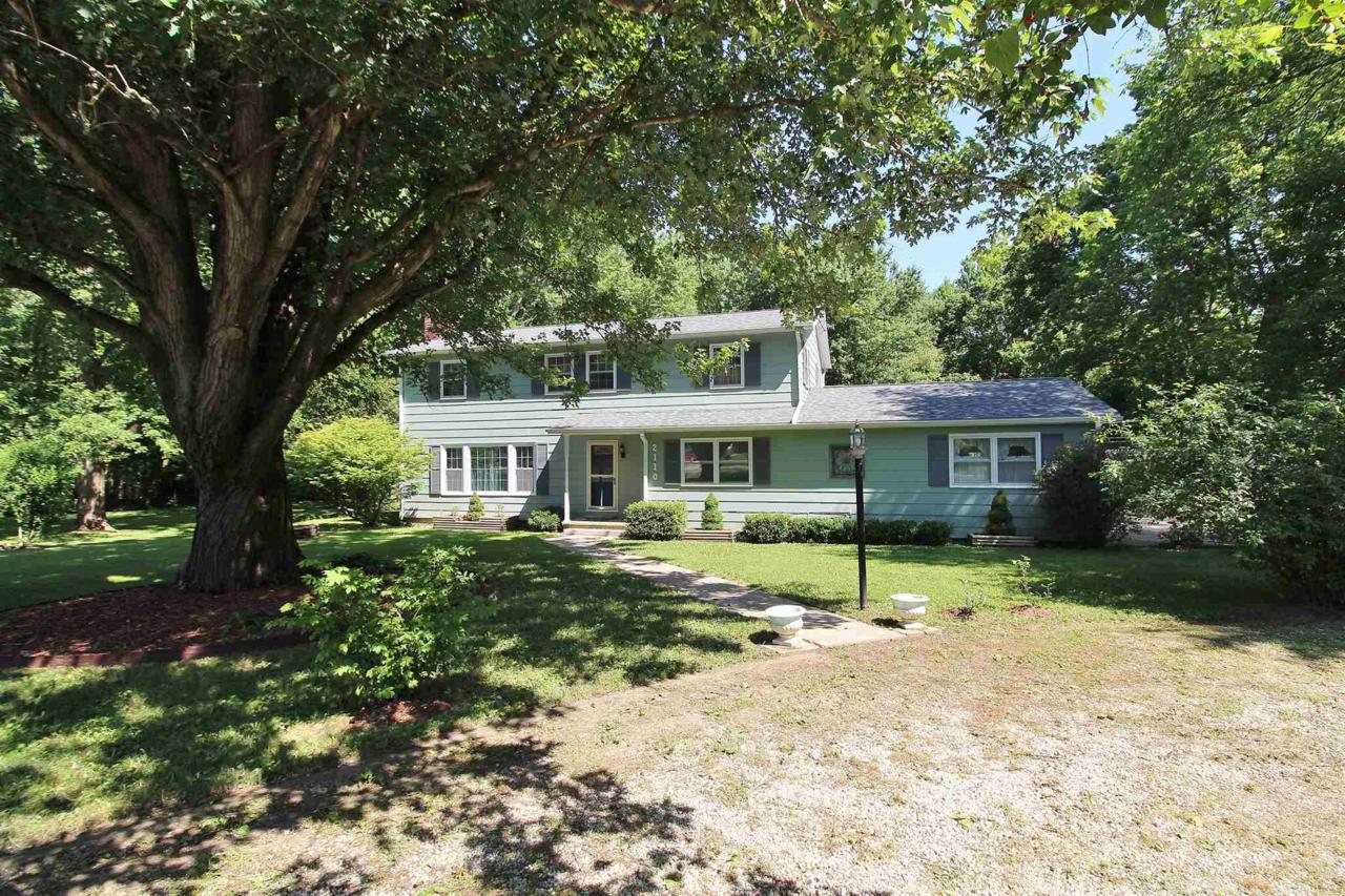 2110 Grandview Drive - Photo 1