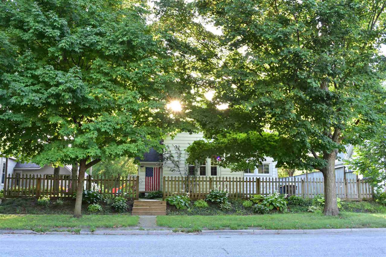 606 Walnut Street - Photo 1