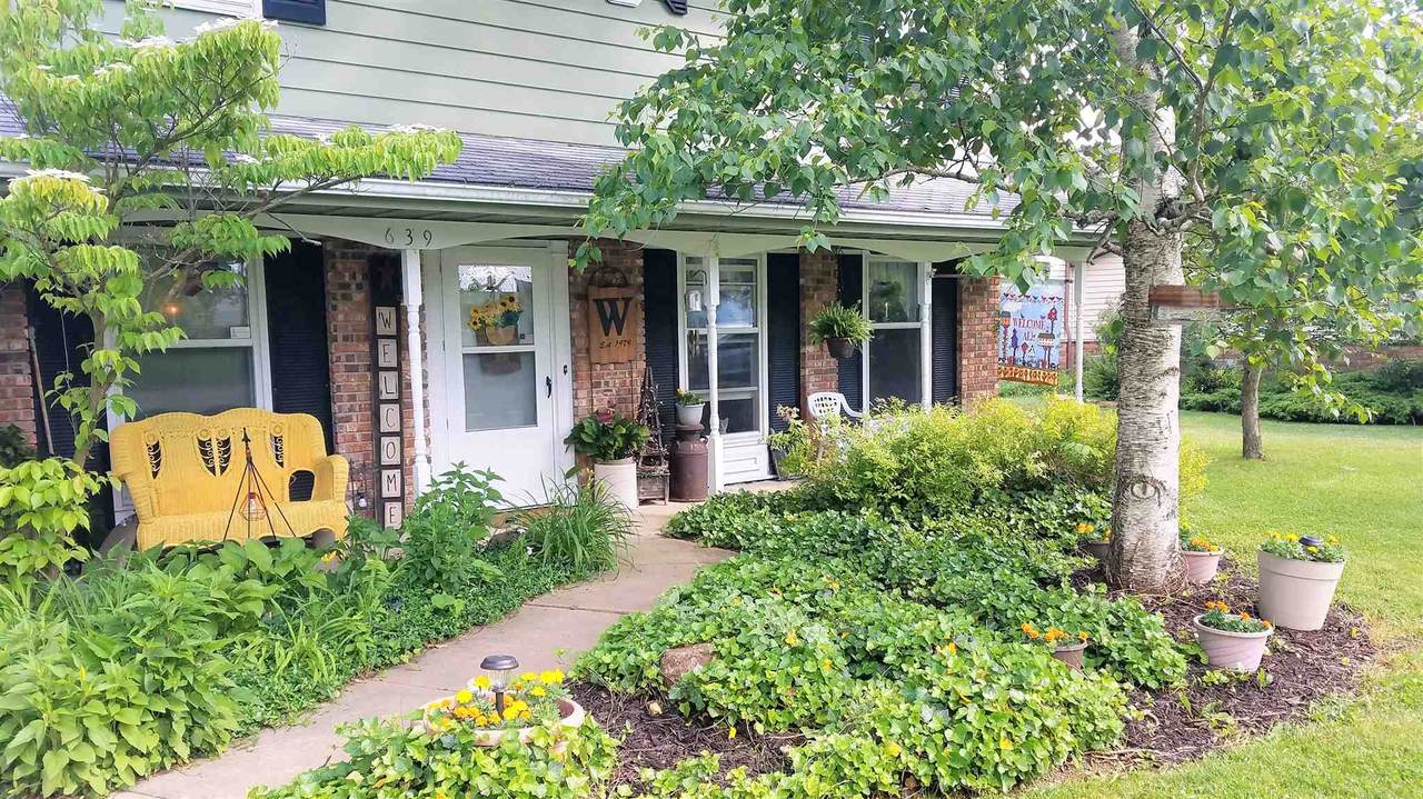 639 Crown Hill Drive - Photo 1