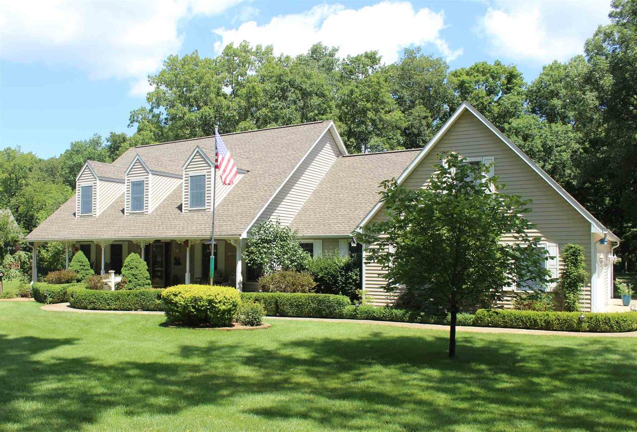 11683 Briarwood Dr - Photo 1