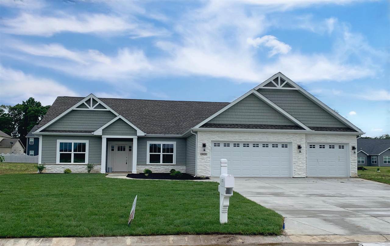 1079 Chesapeake Cove Drive - Photo 1