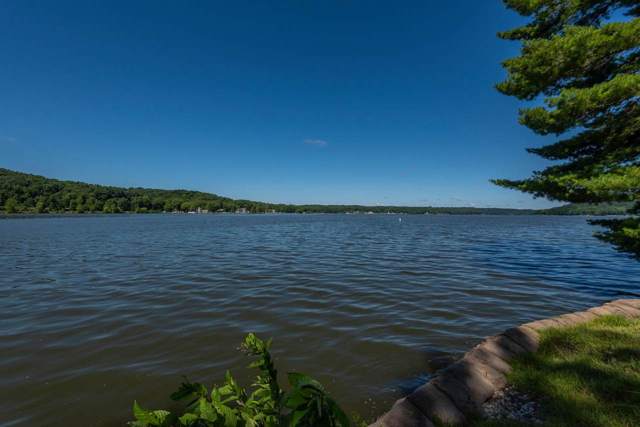 7500 Blue Heron Drive - Photo 1