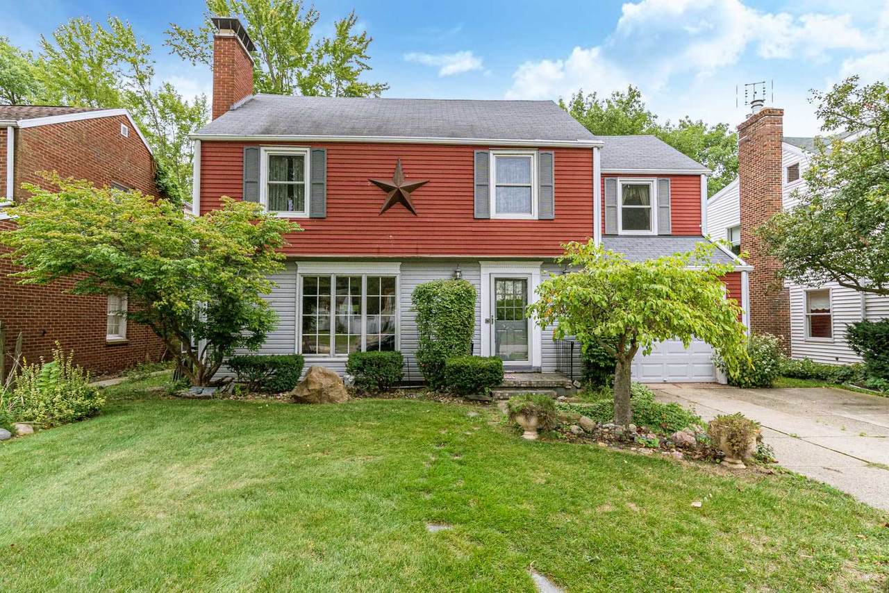 1916 Linden Avenue - Photo 1