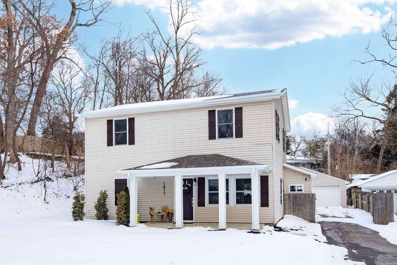 1817 Oak Park Drive - Photo 1