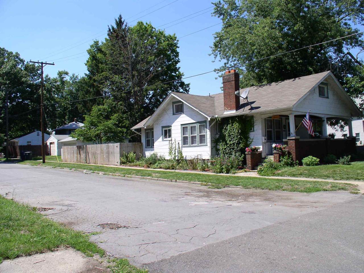 1713 Caroline Street - Photo 1