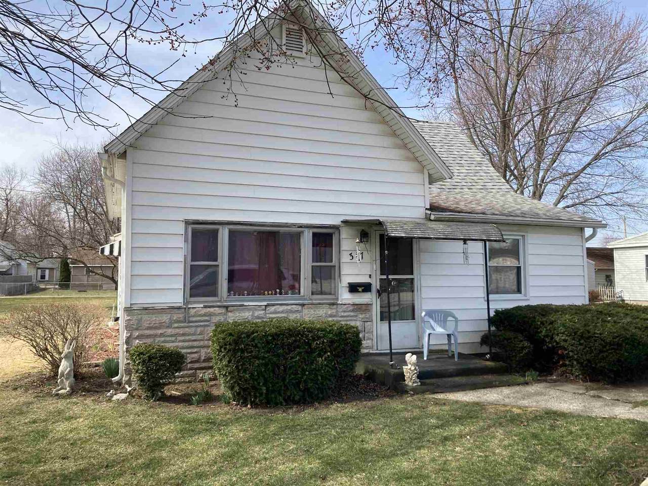 317 8th Street - Photo 1
