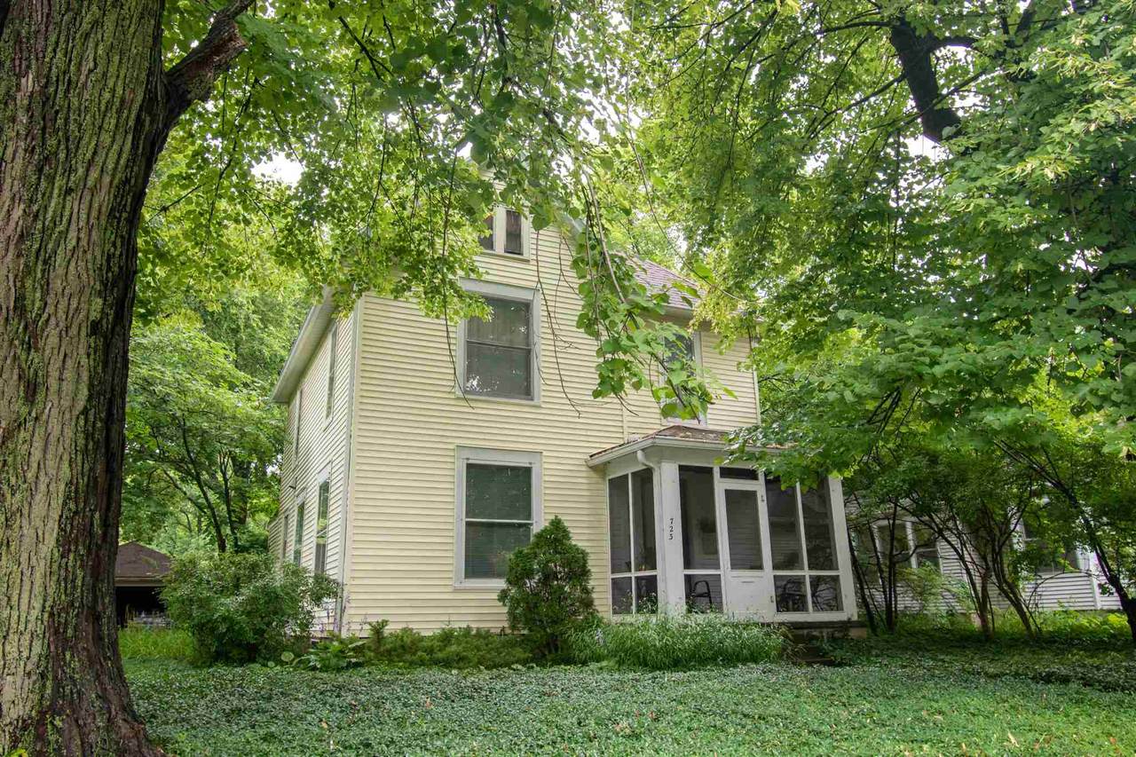 723 Salisbury Street - Photo 1