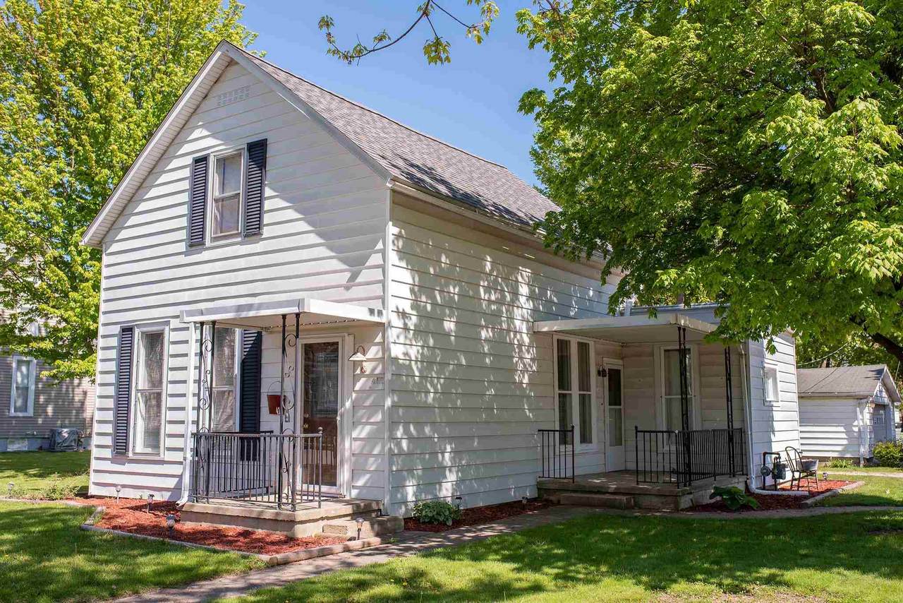 412 Rochester Street - Photo 1