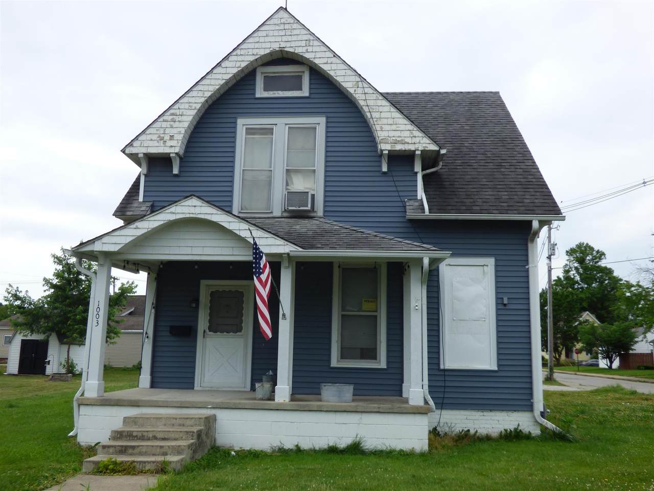 1003 Walnut Street - Photo 1