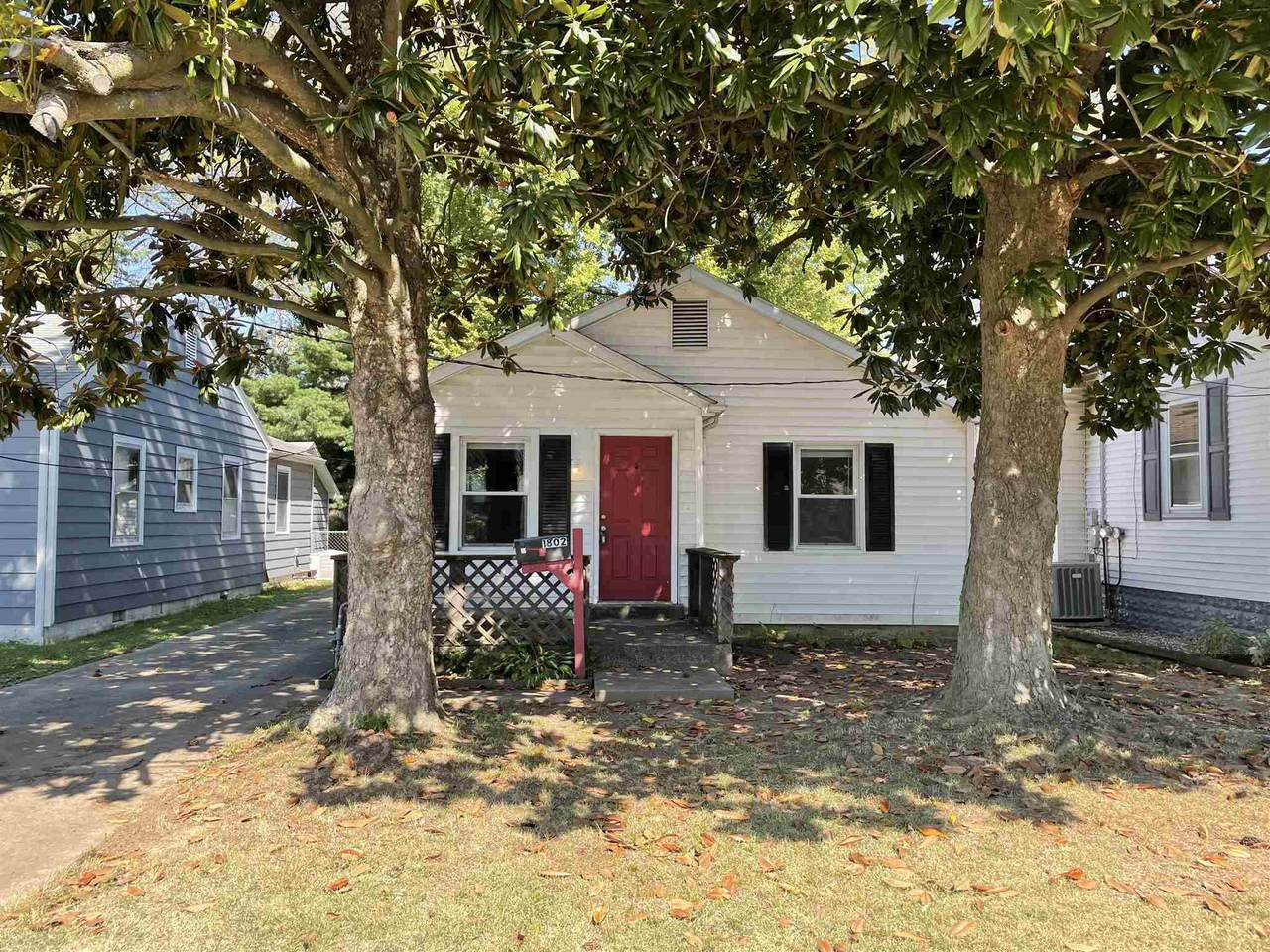 1802 Monroe Avenue - Photo 1