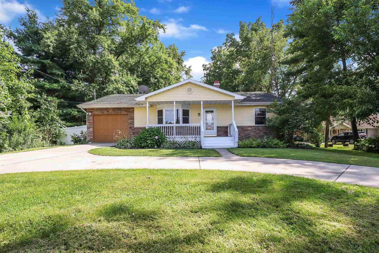 23026 Adams Road - Photo 1