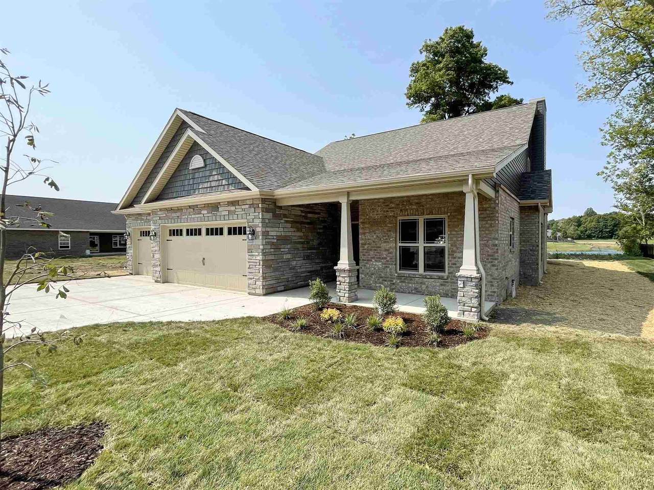 913 Bluegrass Trail - Photo 1
