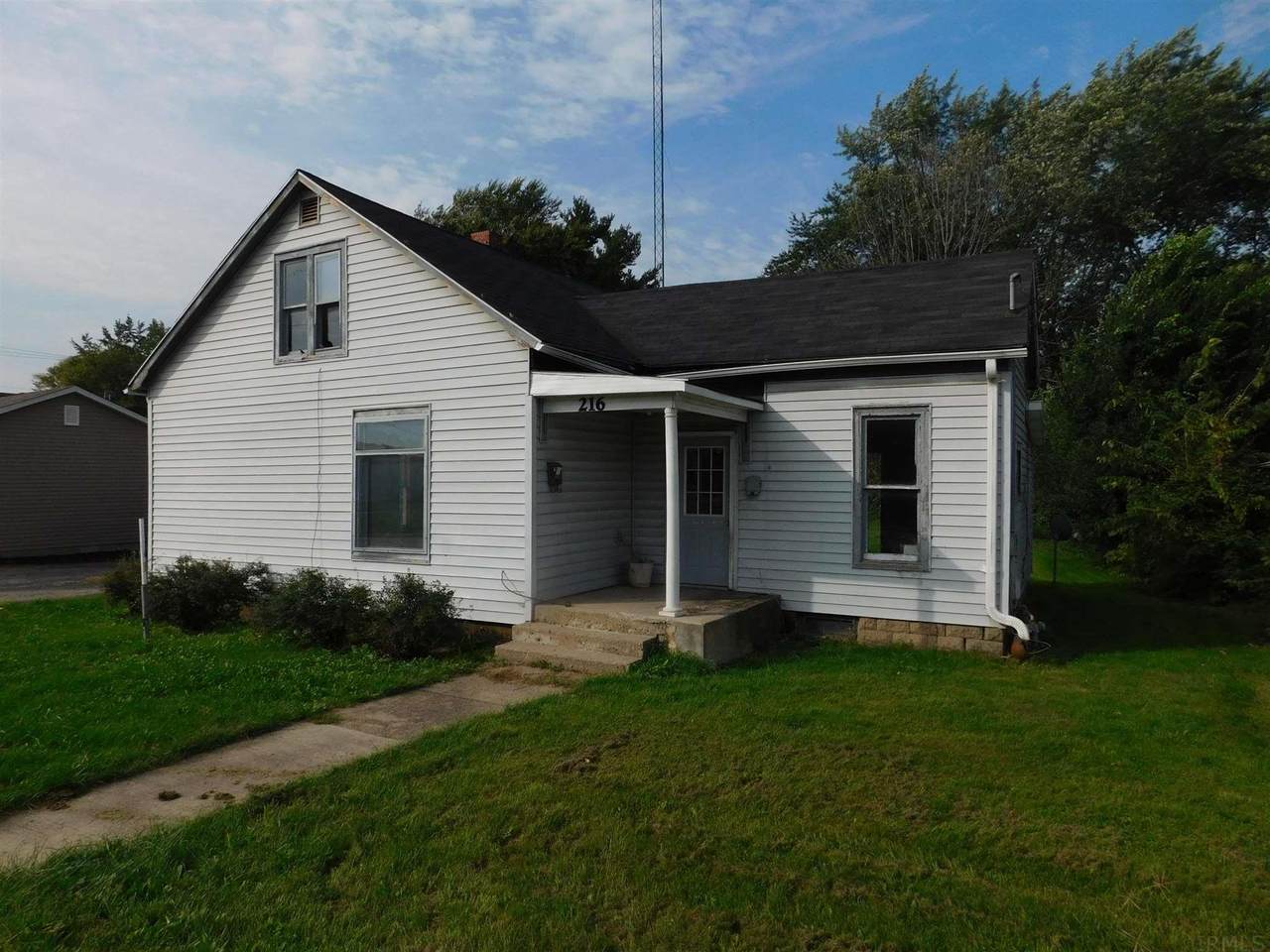216 Bronson Street - Photo 1