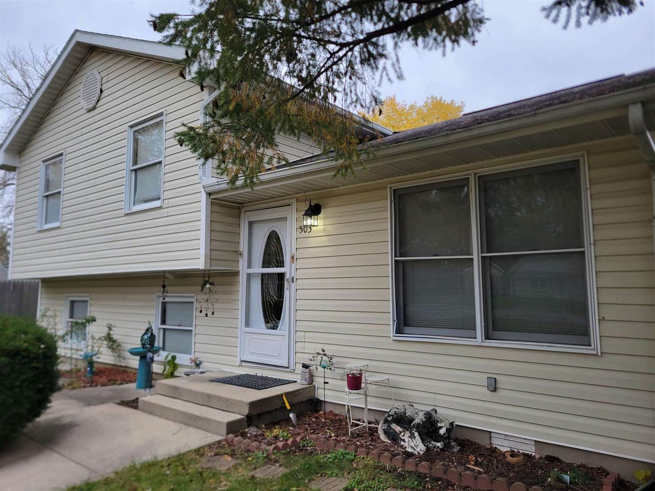 503 N 27th Street - Photo 1
