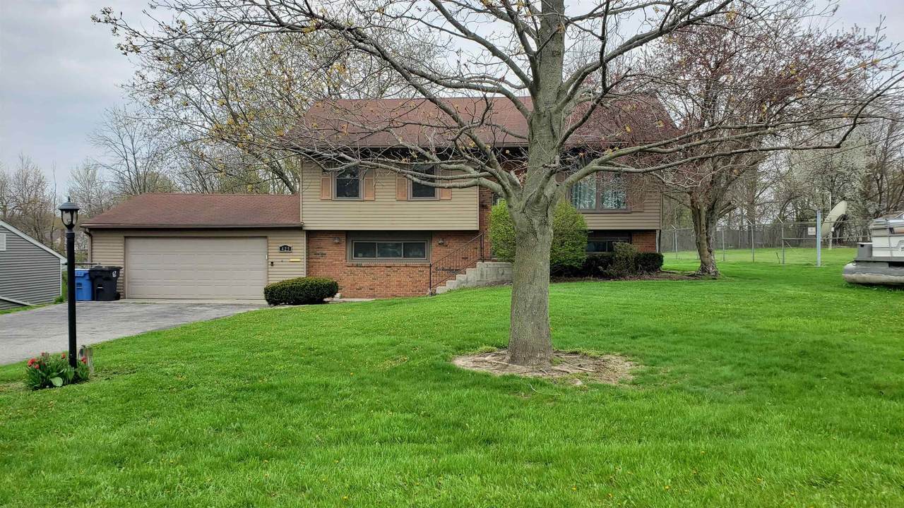425 Weston Avenue - Photo 1
